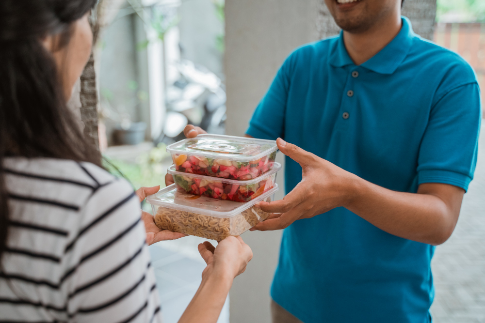 sering bersedekah merupakan salah satu anjuran amalan 1 suro yang diutamakan